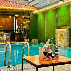 Grand Bhaagwat - Selling Of The Year - Beautifull Rooftop Terrace Hotel