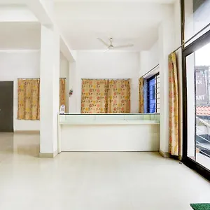Super O Goverdhan Hotel
